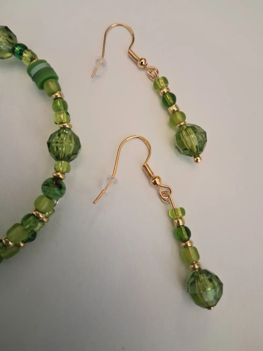 Green Glass Bead Bracelet & Earrings Set W/Gold Tones - Handmade